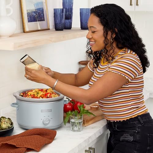 4.5 Quart Manual Slow Cooker – Macaroon Blue - Curated Catalog K4